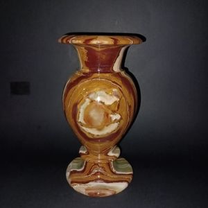 Onyx Handmade Flowers Vase
